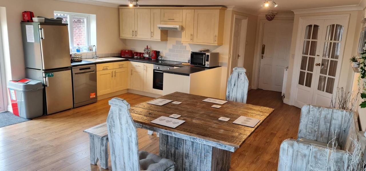 Sherwood Bungalow 3 Bedroom Entire Property Boston Eksteriør bilde